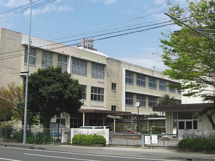 静岡市立中田小学校