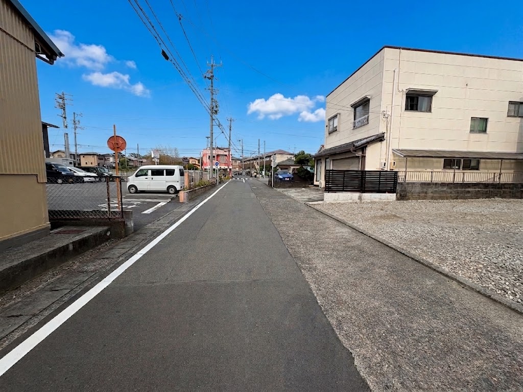 北側 前面道路